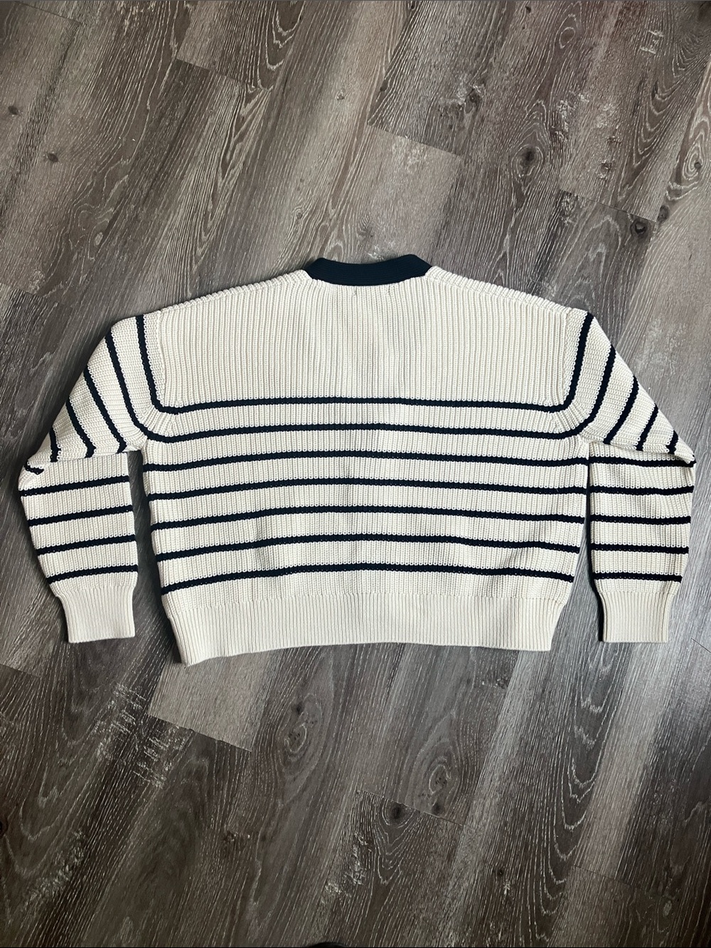 Quince 100% Organic Cotton Fisherman Boxy Cropped Cardigan - Picture 12 of 16